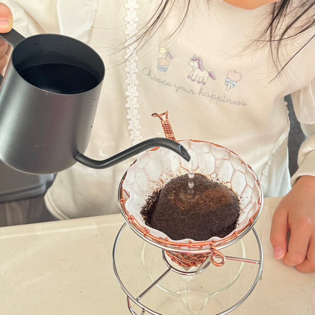 コーヒーは蒸らしで決まる｜30秒にこだわらないドリップの考え方